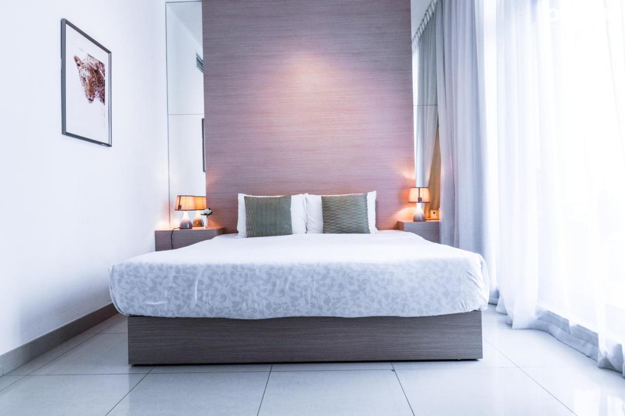 Bnbmehomes - Elegant & Stylish Studio In Downtown - 502 Дубай Экстерьер фото