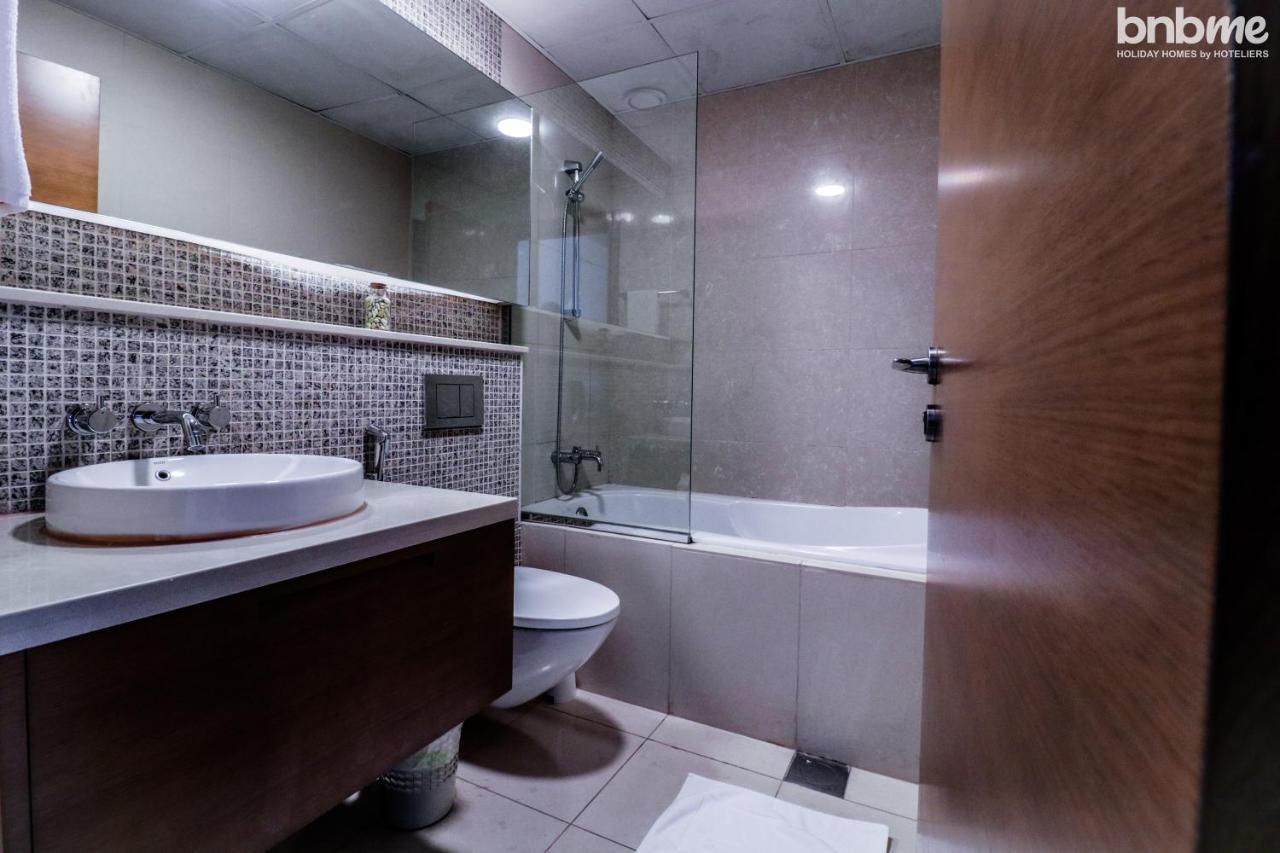 Bnbmehomes - Elegant & Stylish Studio In Downtown - 502 Дубай Экстерьер фото